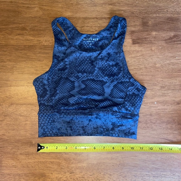 Charcoal Grey Snake-Print Sport Tank Top - Picture 2 of 6